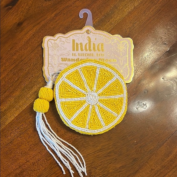 Wandering Moon | Lemon 🍋 Beaded Wallet - Picture 1 of 3